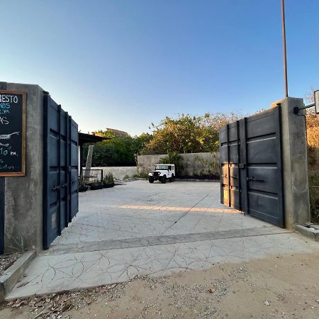Cabane Container Hotel - Adults Only بويرتو إسكونديدو المظهر الخارجي الصورة