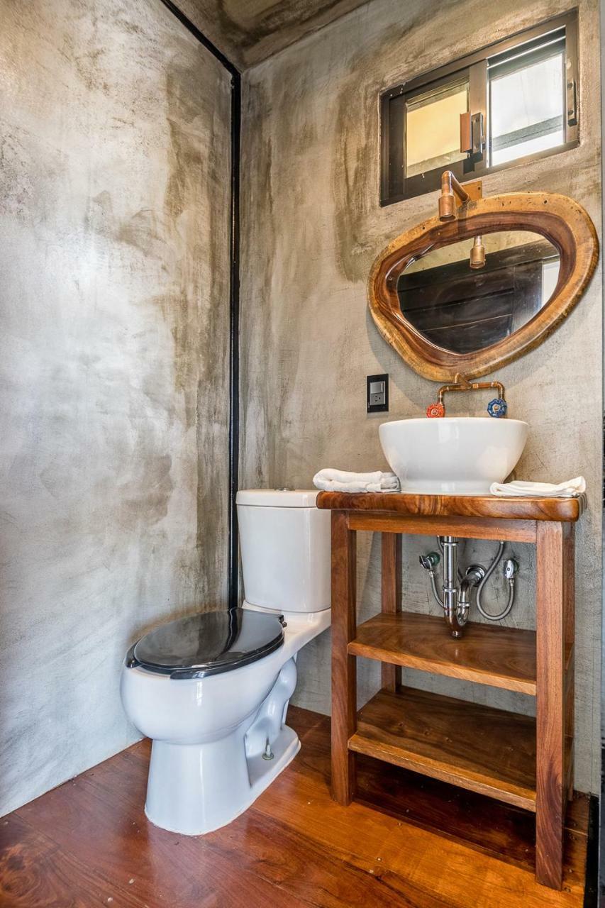 Cabane Container Hotel - Adults Only بويرتو إسكونديدو المظهر الخارجي الصورة