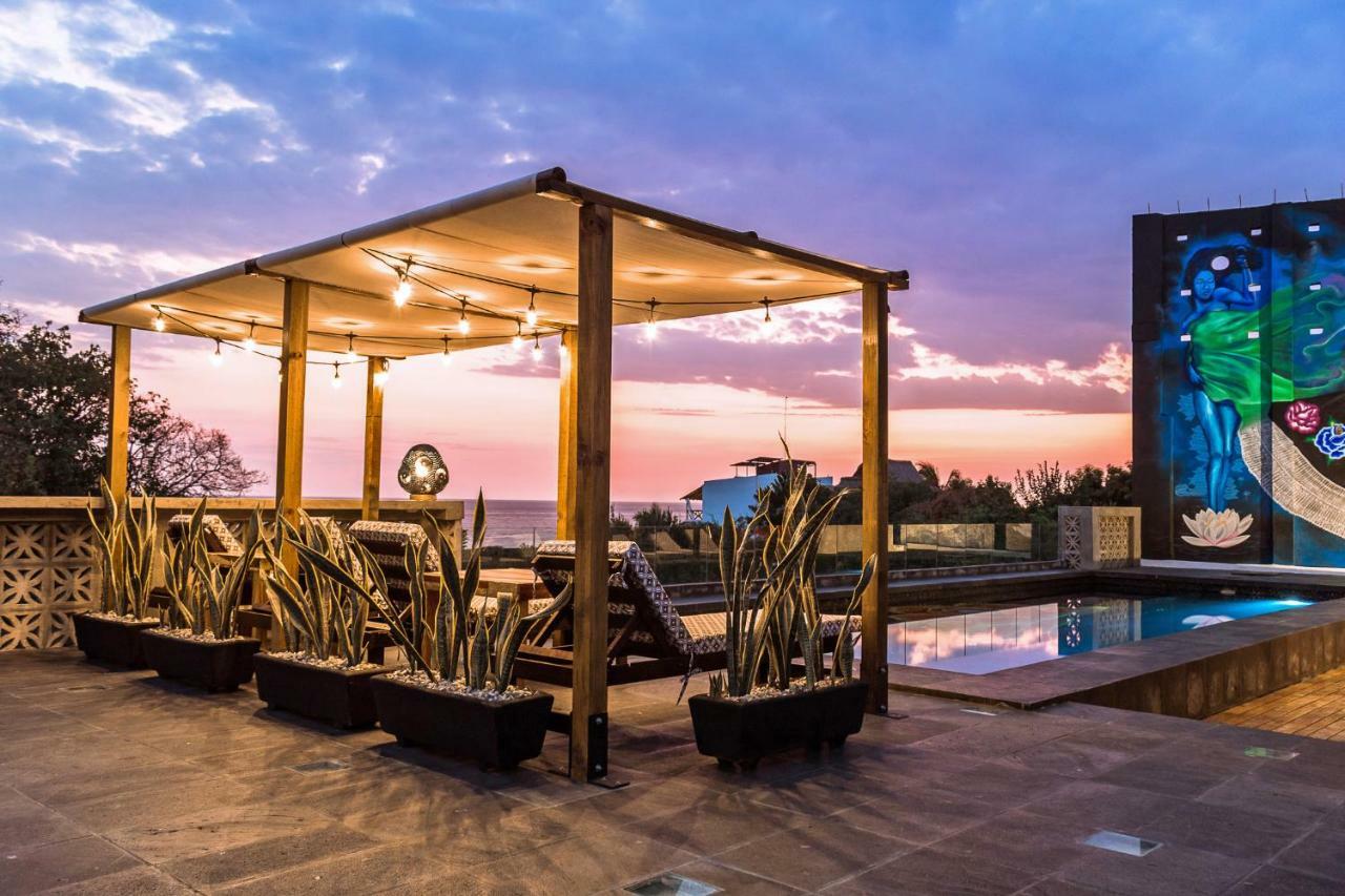 Cabane Container Hotel - Adults Only بويرتو إسكونديدو المظهر الخارجي الصورة